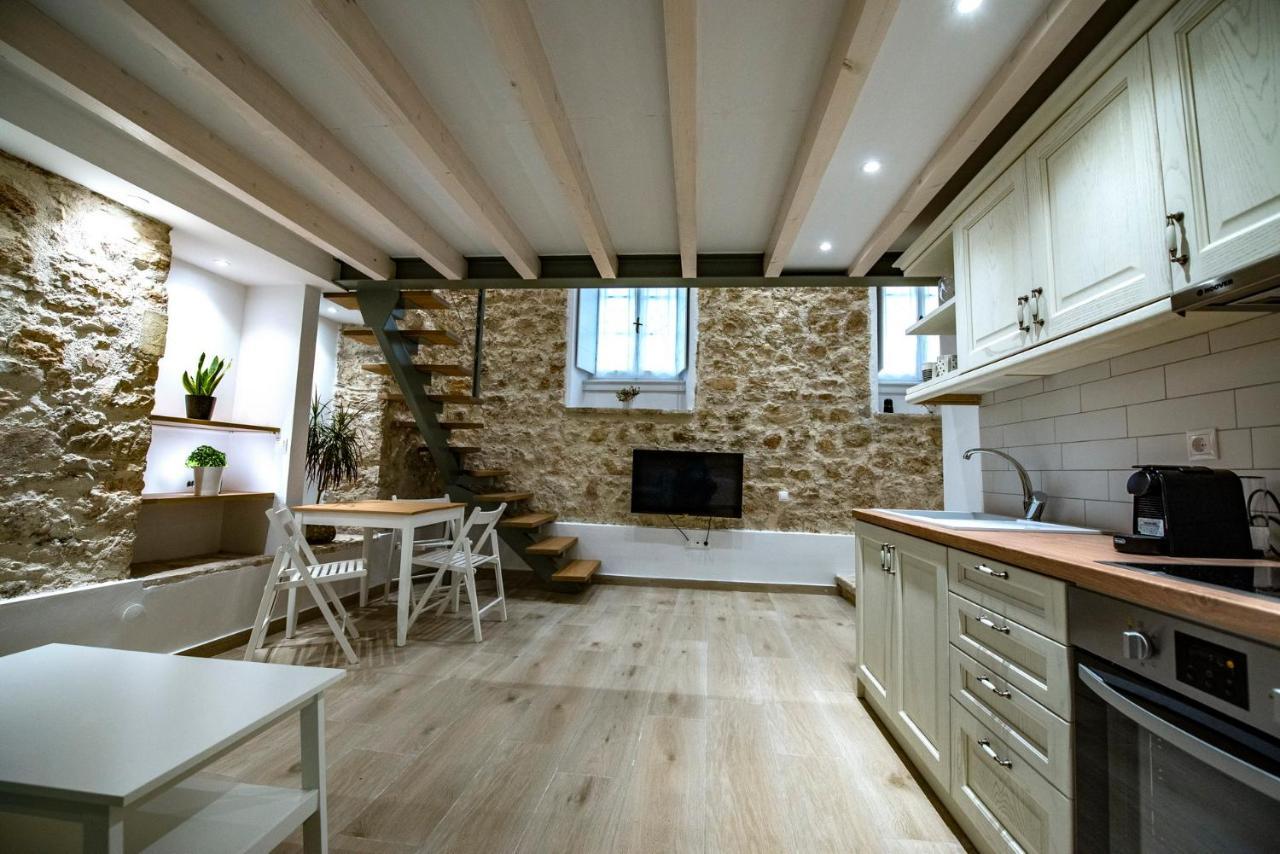 Yiasemi Corfu Loft Apartments ภายนอก รูปภาพ