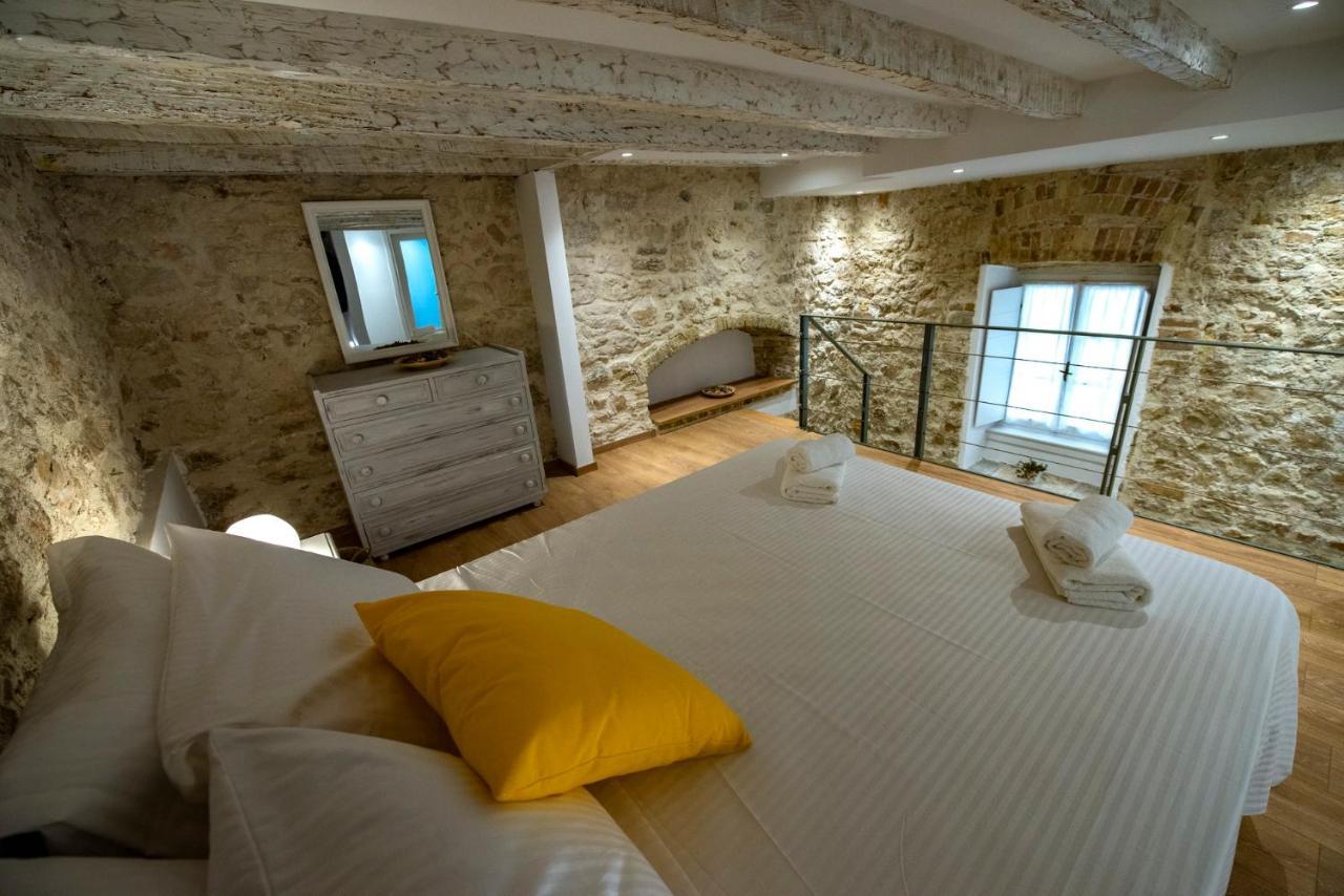 Yiasemi Corfu Loft Apartments ภายนอก รูปภาพ